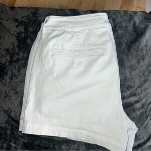 American Eagle size 10 $9 White Jean Shorts washed never worn